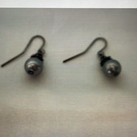 2 PC Silver Tone Ball & Wire Necklace & Earring Set - Picture 5 of 6